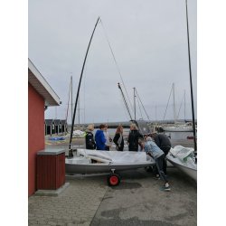 Europe dinghy Mast